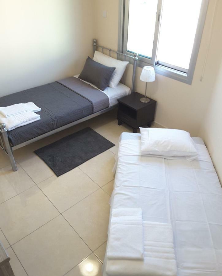 Lighthouse By The Sea Lovely 2Bdr Apartment Paphos Buitenkant foto