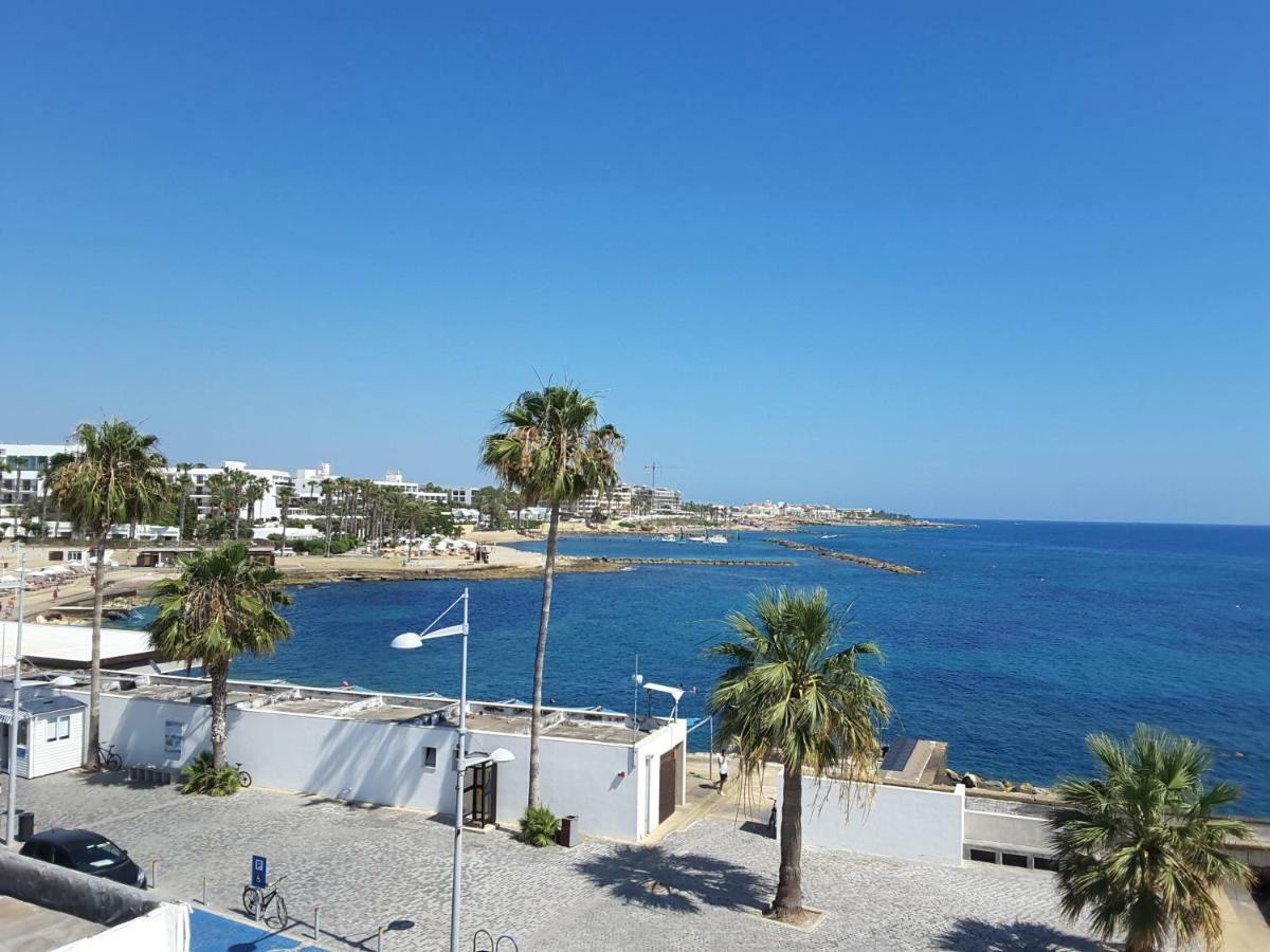 Lighthouse By The Sea Lovely 2Bdr Apartment Paphos Buitenkant foto