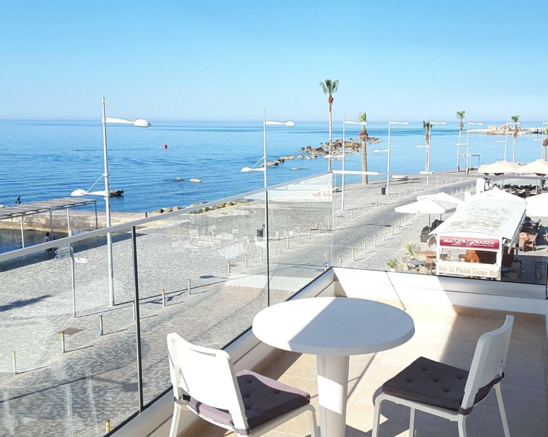 Lighthouse By The Sea Lovely 2Bdr Apartment Paphos Buitenkant foto